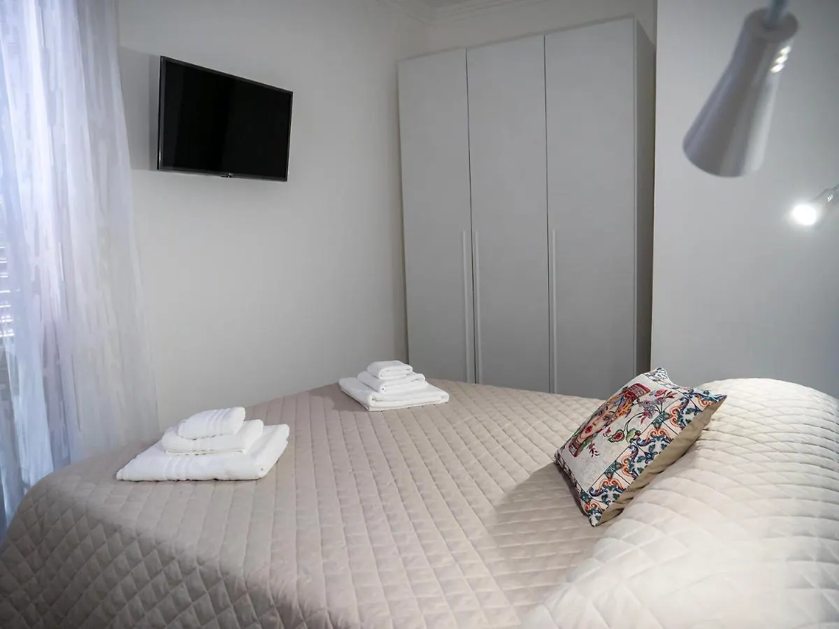 La Torre Apartment Santo Stefano di Camastra 0*,