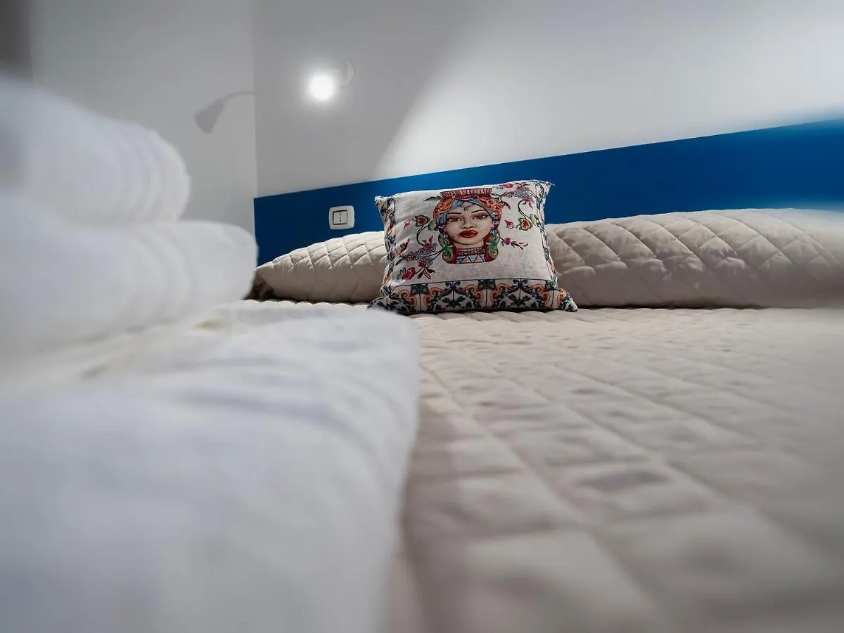 La Torre Apartment Santo Stefano di Camastra 0*,
