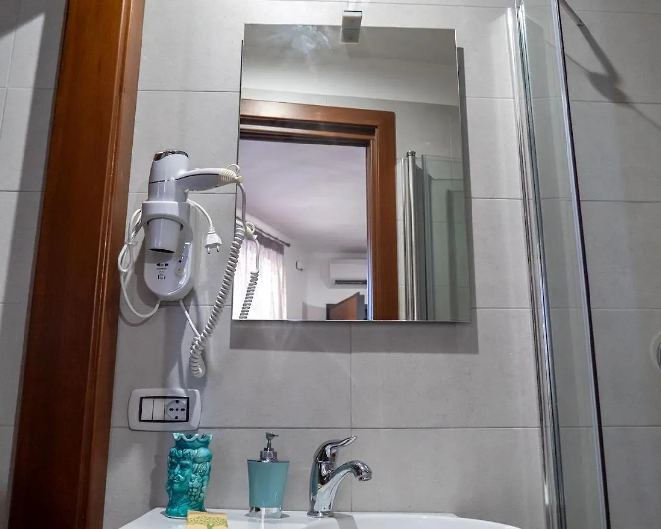 La Torre Apartment Santo Stefano di Camastra